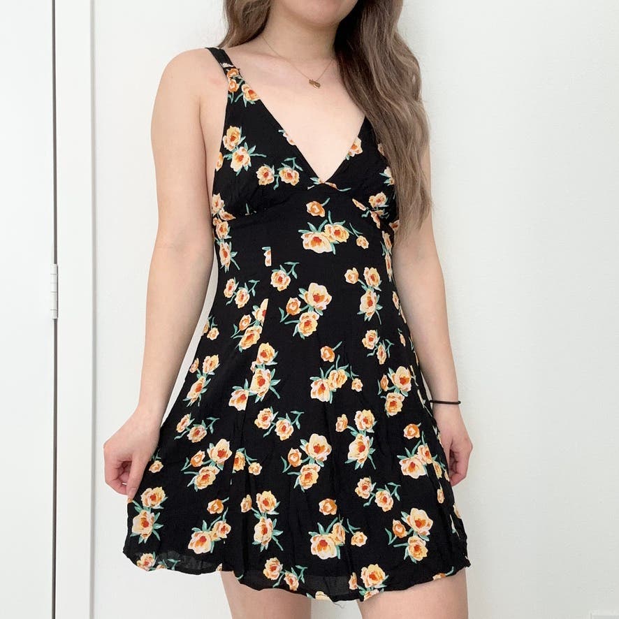 Urban Outfitters Evelyn empire waist black floral v-neck summer mini dress
