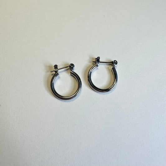 Silver color small sized hoop earrings